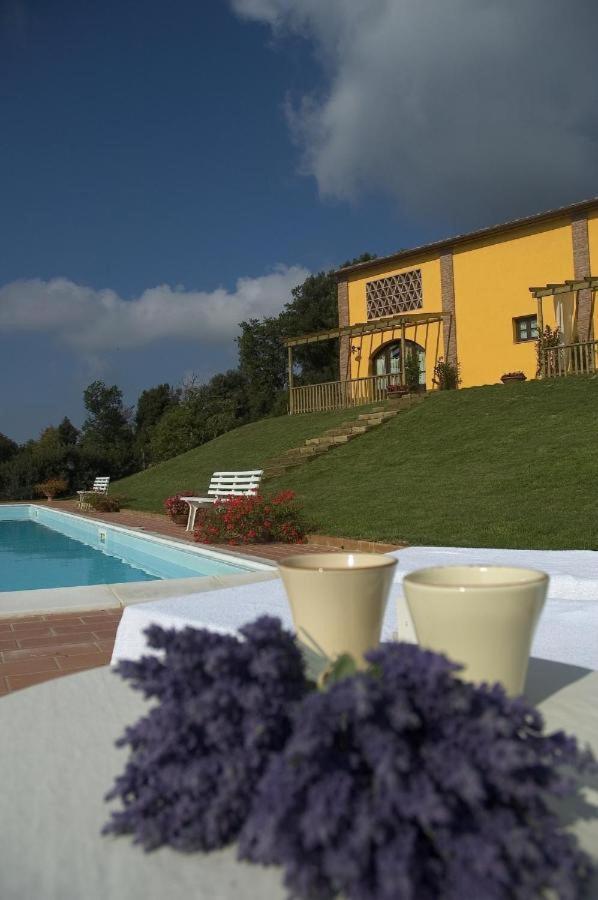 Agriturismo La Burraia Vicino A San Gimignano Gambassi Terme Exterior photo